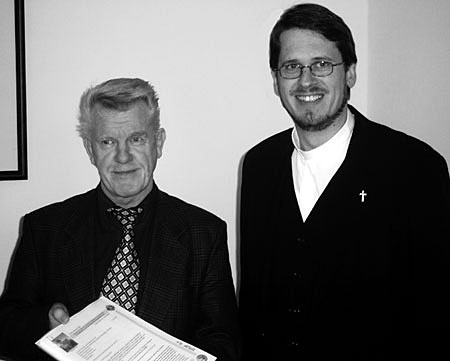 �bergabe der Unterschriftenlisten