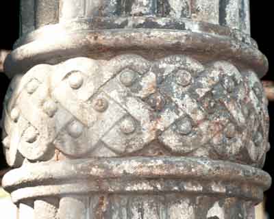 Ornament an Brückensäule, Foto: Thomas Protz